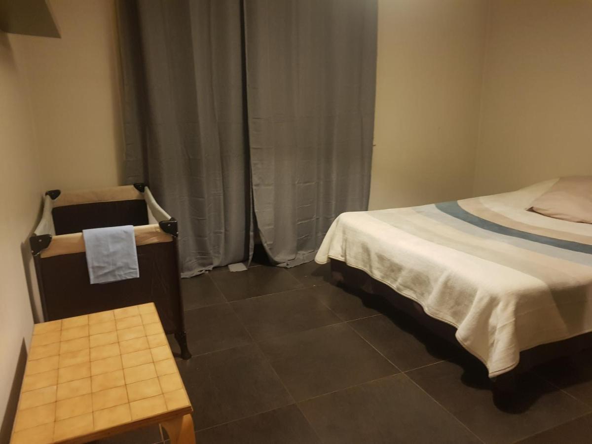 Grand Appartement Fonctionnel Et Calme Sur Lyon8 A 2 Pas Du Metro Dış mekan fotoğraf